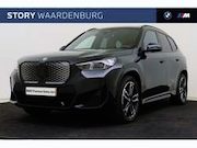 BMW iX1 - eDrive20 M Sport / Panoramadak / Sportstoelen / Co