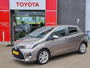 Toyota Yaris - 1.5 Hybrid Dynamic LM VELGEN CAMERA MISTLAMPEN CRUISE