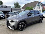 Mercedes-Benz GLA-Klasse - AMG 35 4MATIC Pano/Kuipstoelen/Camera