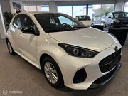 Mazda 2 Hybrid - 1.5 center line