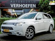 Mitsubishi Outlander - 2.0 PHEV Instyle+ PANORAMADAK - ACC - CAMERA - STOELVERWARMI
