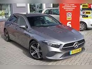 Mercedes-Benz A-klasse - Luxury Line / Sfeerverlichting / Carplay / Camera