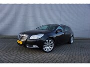 Opel Insignia - Sports Tourer 1.6 T Cosmo Climate / Navi / Cruise / Leder / 