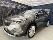 Opel Grandland - X 1.2 Turbo ultimate 130pk /CarPlay / stoelverwarming/ venti