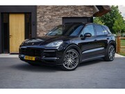 Porsche Cayenne - 3.0 E-Hybrid V6 Pano/Bose/Sport-Chrono/360/trkhk