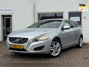 Volvo V60 - 1.6 T3 Trekhaak AUTOMAAT