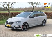 Skoda Octavia - Combi 2.0 TSI RS 245 Business VRS PANO-DAK/TREKHAAK/CAMERA/S