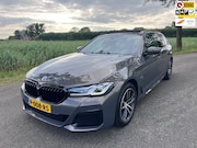 BMW 5-serie - Touring 520e M Sport | Panorama |Laser | Trekhaak