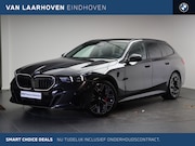 BMW 5-serie - 530e M Sport Automaat / Panoramadak / Trekhaak / Bowers & Wi