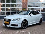 Audi A3 - 1.8 TFSI quattro Ambition Pro Line S, panodak, navi, camera,