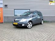 Skoda Roomster - 1.6-16V Scout | Cruise | Airco | Hoge Instap | Ruim