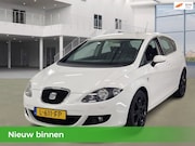 Seat Leon - 1.4 5D AIRCO CRUISECONTROL PARKEERSENSOREN VELGEN