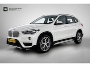 BMW X1 - SDrive20i Executive (NL-auto, Goed OnderH, Navi, Sportstoele