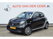 Smart ForFour - 1.0 Cool & Audio NL-Auto / Clima / Cruise / 5 deurs / Hoge z