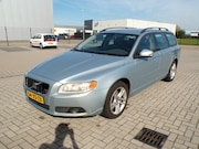 Volvo V70 - 2.4 D5 Momentum Leer-Sensoren-Automaat