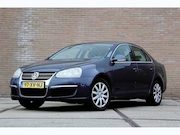 Volkswagen Jetta - 1.6 FSI Comfortline