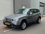 BMW X3 - 2.5si High Executive | |