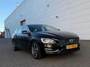 Volvo V60 - 2.4 D6 AWD Plug-In Hybrid Summum