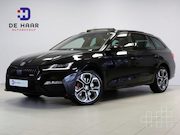 Skoda Octavia - 1.4 TSI iV RS - Pano - Trekhaak - Head-Up - Matrix LED - 19