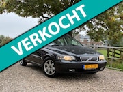 Volvo V70 - 2.4 Comfort Line | 04-2027 APK + Clima + Cruise Nu € 2.975,