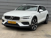 Volvo V60 Cross Country - B5 Ultimate Pano-dak | Parkeerverw.| B&W | Trekh. | Nappa ma