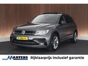 Volkswagen Tiguan - 1.5 TSI 150pk DSG Highline Business R Trekhaak Panoramadak C