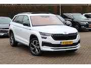Skoda Kodiaq - 1.5 TSI Sportline Business / Trekhaak / Panoramadak / Camera