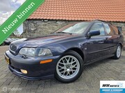 Volvo V40 - 2.0 T4 Ultra 200pk