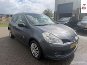 Renault Clio - 1.2-16V Special Line