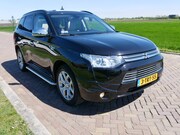 Mitsubishi Outlander - 2.0 PHEV 4WD Instyle+ PANO HiFi CLIMA ** MARGE CAR