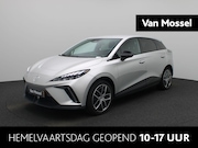 MG MG4 Electric - 64kWh Luxury Long Range | Navi | 360 Camera | Led Koplampen 