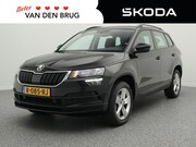 Skoda Karoq - 1.5 TSI 150pk AUTOMAAT Business Edition | Trekhaak | Cruise 