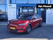 Ford Mustang - RWD 75 kWh | Adaptive Cruise | Stoel/Stuur verwarming | Pano