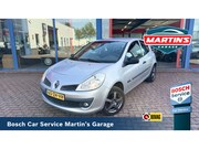 Renault Clio - 1.2-16V Special Line