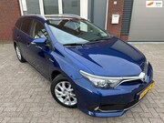 Toyota Auris - 1.8 Hybrid Lease Pro / Pano / Navi / Camera / PDC / DAB / NA