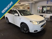 Mitsubishi Outlander - 2.0 PHEV *PANO*Leder*NAVI*camera