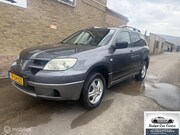 Mitsubishi Outlander - 2.0 Invite