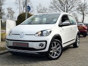 Volkswagen Up! - 1.0 Cross Up! BlueMotion