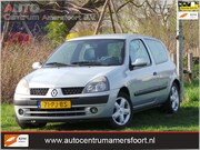 Renault Clio - 1.4-16V Privilège ( INRUIL MOGELIJK )