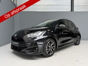 Toyota Yaris - 1.5 Hybrid Dynamic Carplay|Led|Winterpakket|Adaptieve Cruise