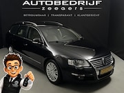 Volkswagen Passat - 3.2 4Motion V6 Automaat *AC*Heatseat