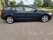 Volvo V60 - 2.0 D3 Momentum