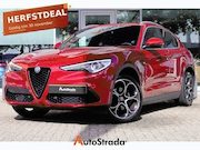 Alfa Romeo Stelvio - 2.0 280pk AT AWD B-Tech | Stoelverwarming | Camera | Navigat