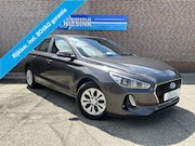 Hyundai i30 - 1.4 i-Drive Cruise/Stoelverwarming/PDC