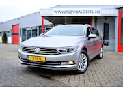Volkswagen Passat - Variant 1.6 TDI Connected Series Navi|Clima|LMV|PDC