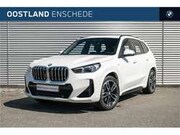BMW X1 - xDrive23i M Sport Automaat / Trekhaak / Sportstoel