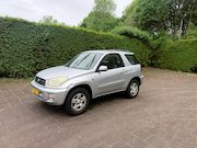 Toyota RAV4 - 1.8-16V VVT-i Luna