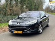 Peugeot 407 - 2.2-16V Pack | + Cruise + Clima + Leder Nu € 1.999,