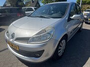 Renault Clio - 1.6-16V Privilège Automaat, 5Drs, Apk 21/4/27, Airco, Cruise