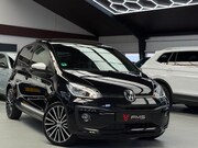 Volkswagen Up! - 1.0 BMT High Up! Panorama Bluetooth
